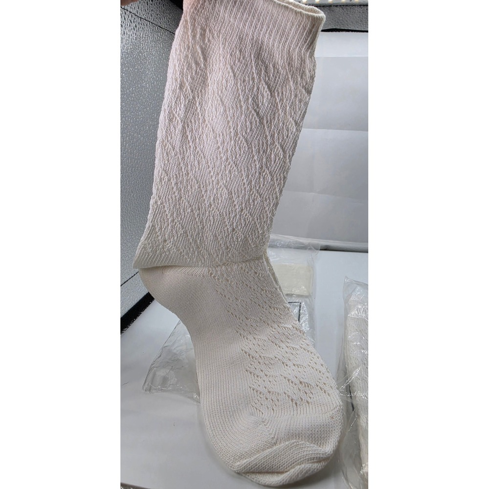 2 Pairs Of White Crocheted Anklet Socks Pointelle Knit Cotton Blend One Size